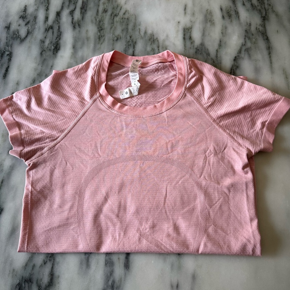 Lululemon Swiftly Tech Top Size 4